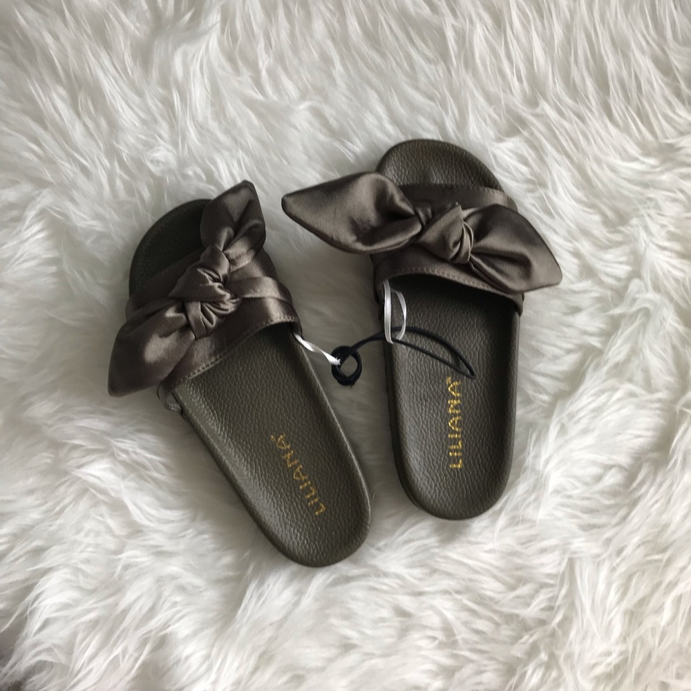 Forever 21 Bow Tie Slides